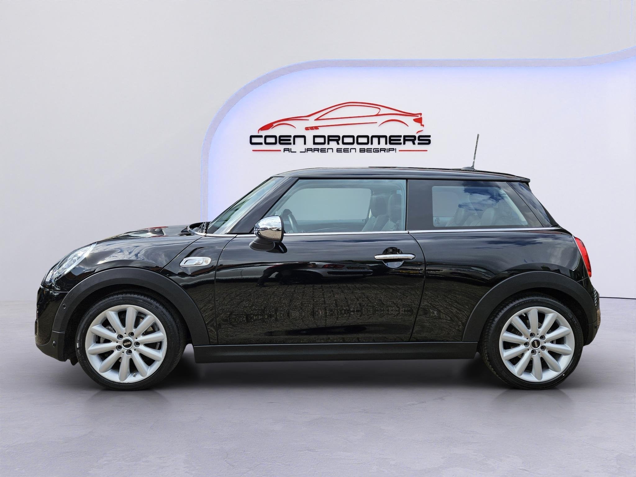 MINI Cooper S 2.0 Chili Serious Business /Apple Carplay/Pano, Auto's, Voorwielaandrijving, 1998 cc, Gebruikt, Euro 6