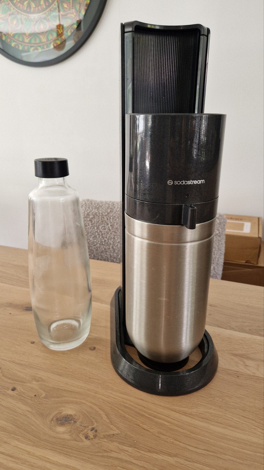 Sodastream met glazen fles en CO2 cilinder (halfvol), Ophalen, Gebruikt