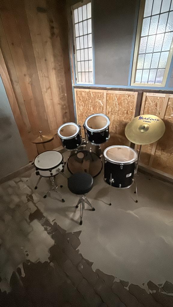 Drumstel overgenomen van drumleraar - Compleet set, Ophalen of Verzenden, Gebruikt, Overige merken