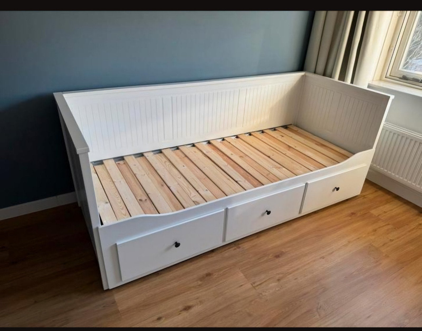 Ikea hemnes bedbank met uitschuifbed, Huis en Inrichting, Ophalen, Gebruikt, Wit, Tweepersoons