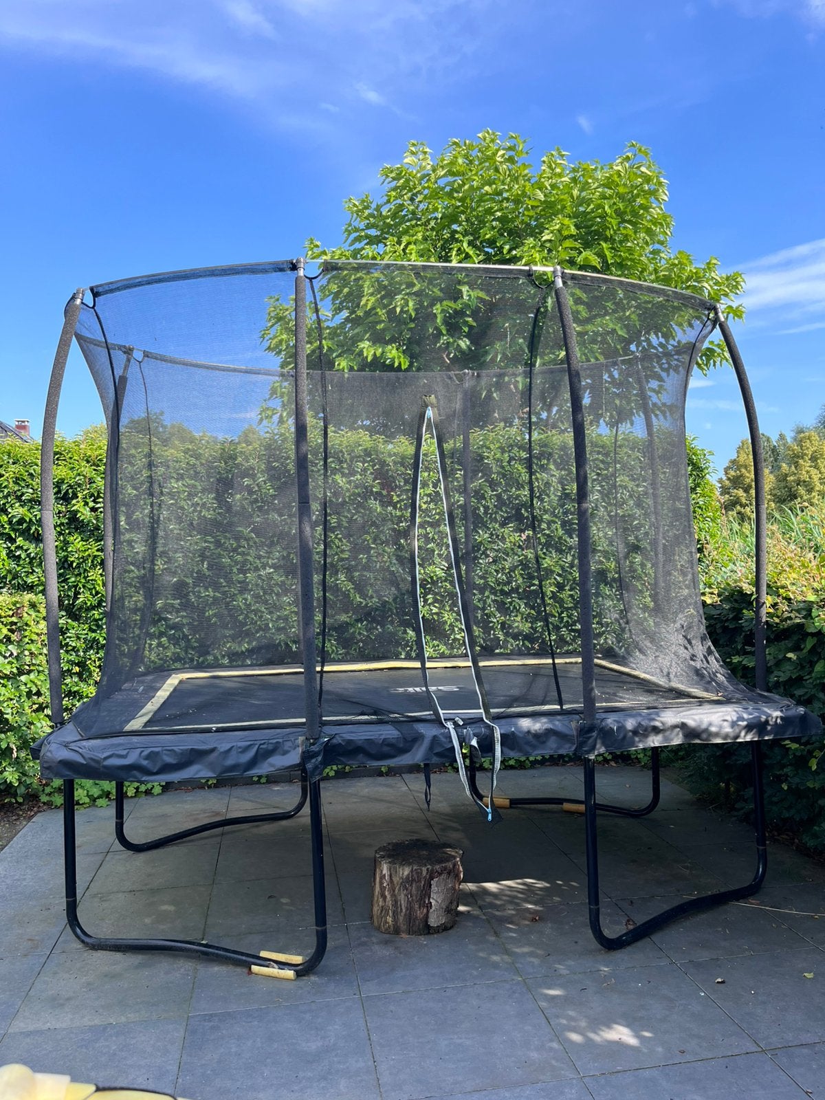 Trampoline, Ophalen, Gebruikt