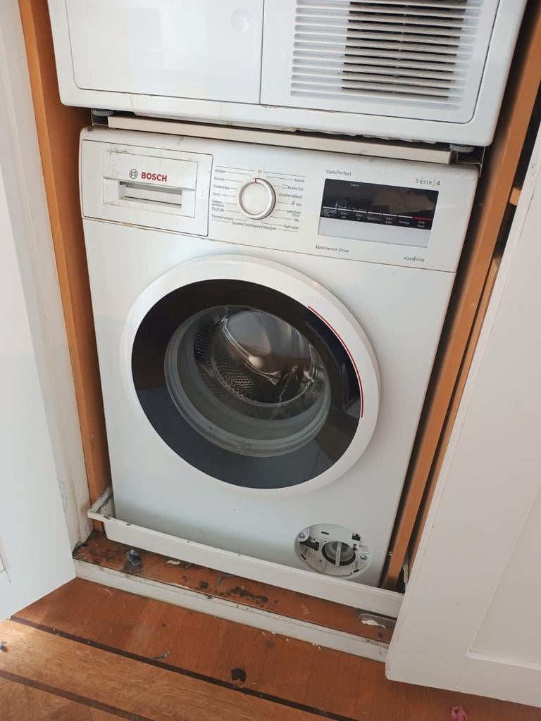 Bosch wasmachine - Werkt perfect, mist pompfilterklepje, Verzenden, Gebruikt, Voorlader
