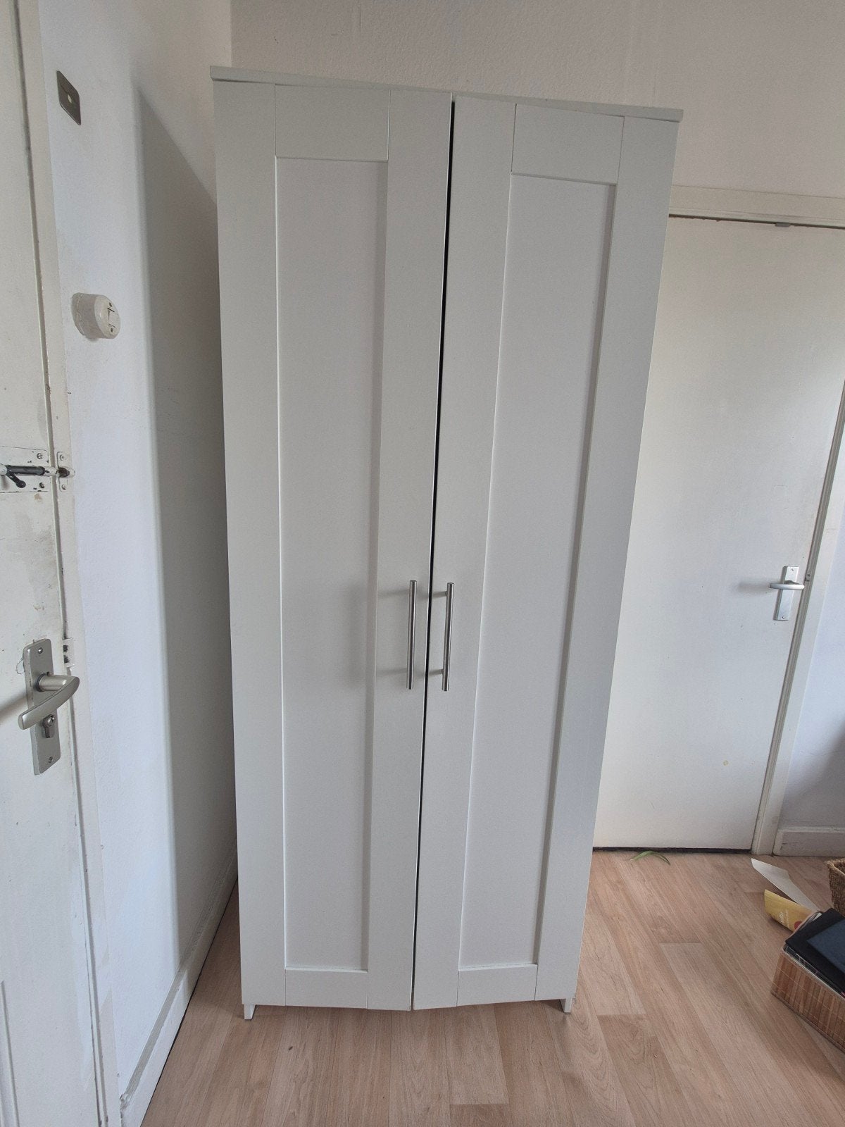 Witte IKEA BRIMNES Kledingkast (2 deuren) - 78190 cm, Ophalen, Met deur(en), Gebruikt, 50 tot 100 cm