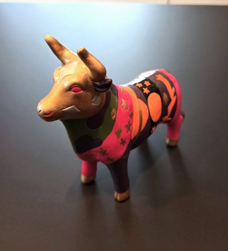 STIER - KERAMIEK - ALLOVER PRINT, Ophalen of Verzenden, Zo goed als nieuw, Overige soorten, Opgezet dier