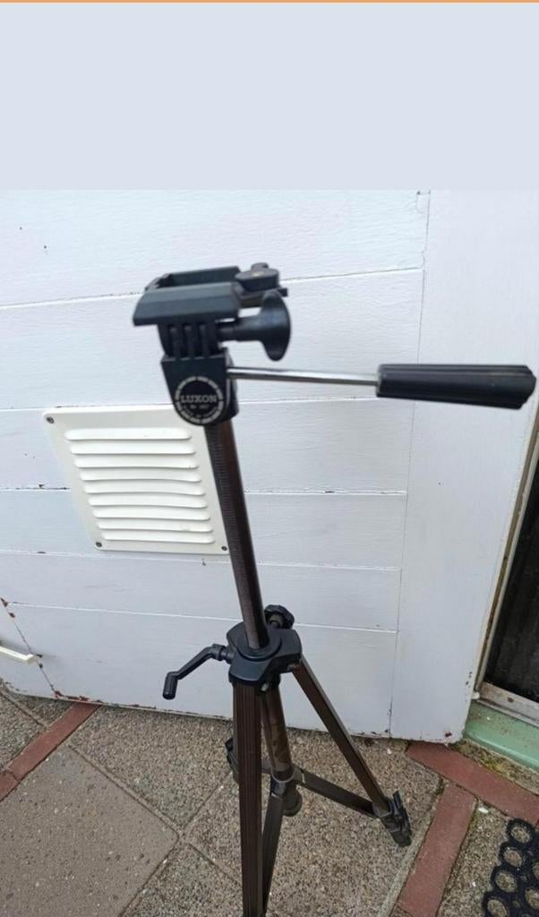 Luxe  videocamera statief -3 poot met 3 standen., Ophalen, Zo goed als nieuw, Minder dan 150 cm, Driepoot