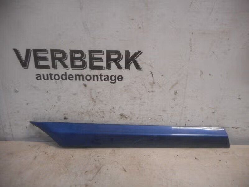 SIERLIJST SPATBORD RECHTS ACHTER C Sportcoupé (C203), Gebruikt, Mercedes-Benz AG, Mercedesstraße 120 70372 Stuttgart, DE, Ophalen of Verzenden
