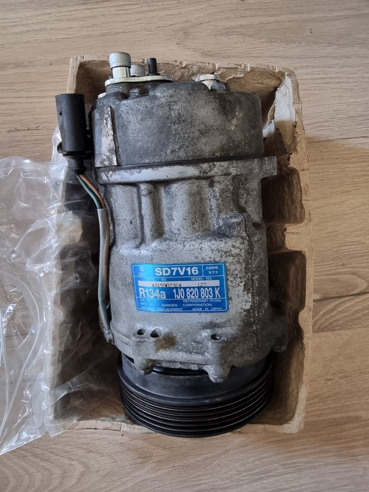 ZIE BESCHRIJVING OEM aircopomp / compressor Golf 4 1.6 16v, Ophalen of Verzenden, Gebruikt, Seat