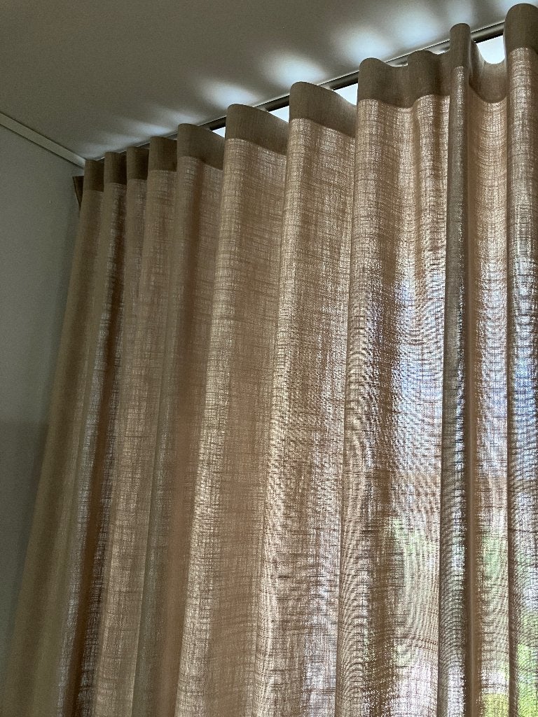 Prachtige nieuwe WaveGordijnen inbetween Chivasso Gratitude, Overige merken, Beige, Nieuw, Ophalen of Verzenden