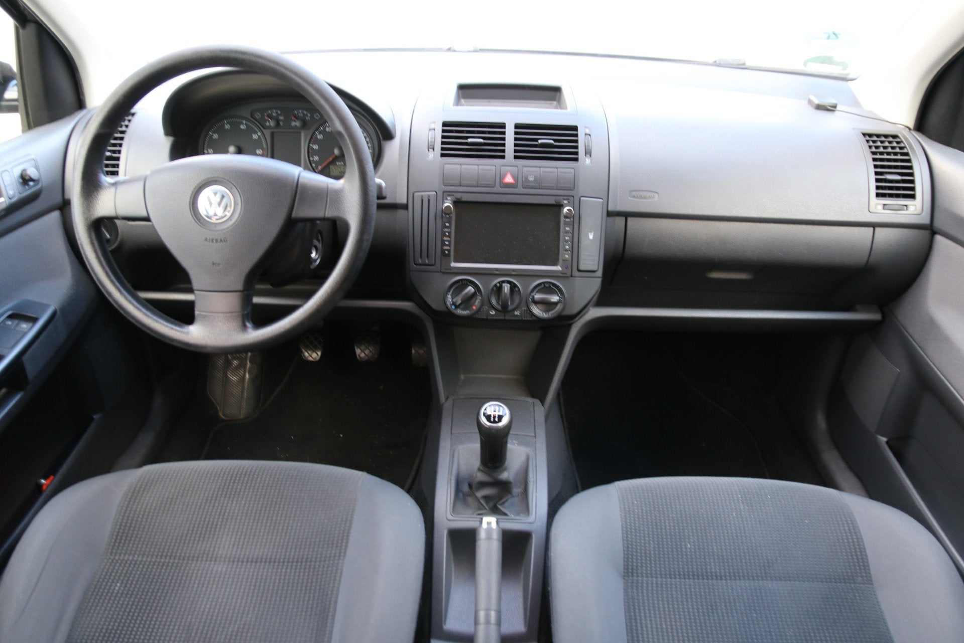 Volkswagen Polo 1.2 Easyline (bj 2009), Auto's, Volkswagen, Voorwielaandrijving, 989 kg, 60 pk, 1198 cc