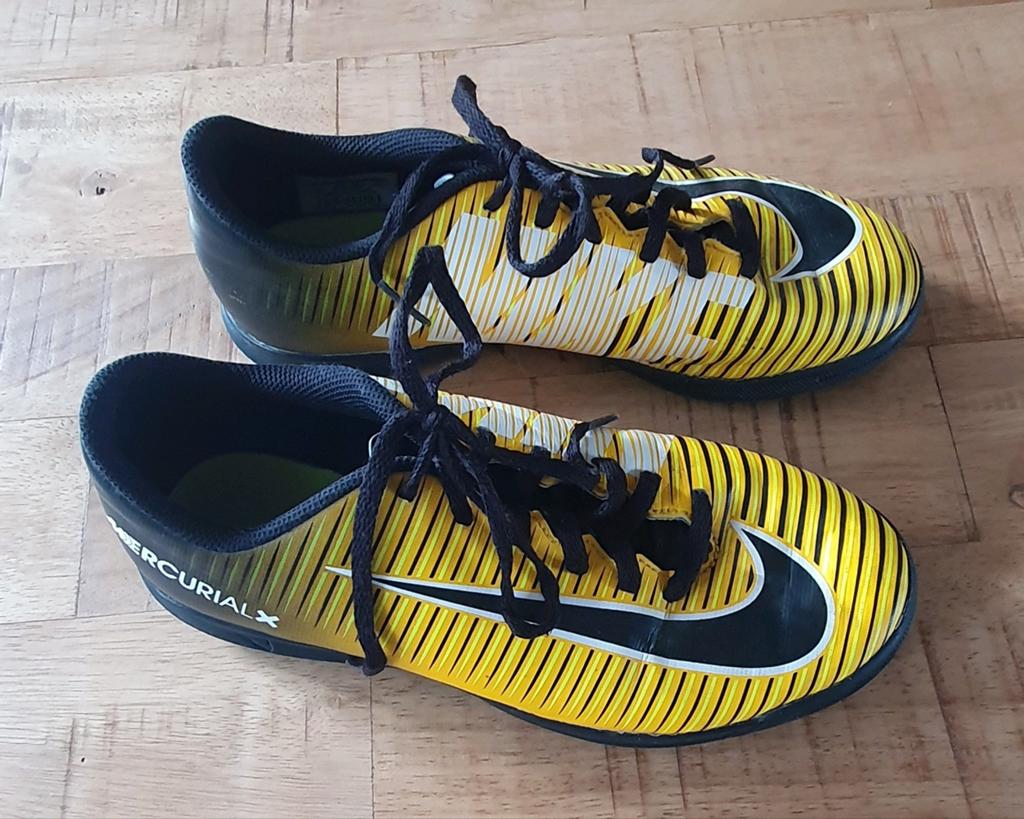 Nike Mercurial maat 38,5, Maat XS of kleiner, Ophalen of Verzenden, Zo goed als nieuw, Schoenen