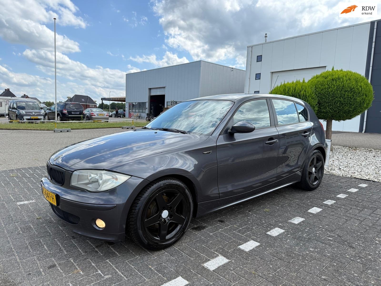 BMW 1-serie 116i Executive 2005, Auto's, 1596 cc, Achterwielaandrijving, Gebruikt, 4 cilinders