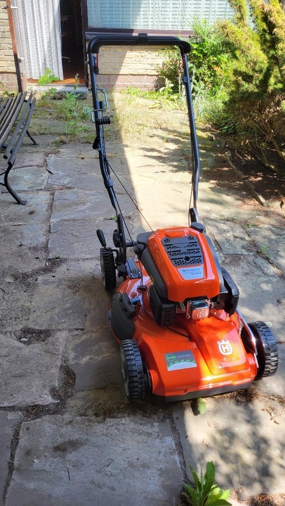 Husqvarna LB 251S Benzine Grasmaaier - Zelfrijdend, 51cm, Ophalen, Cirkelmaaier, Nieuw, Mulchfunctie
