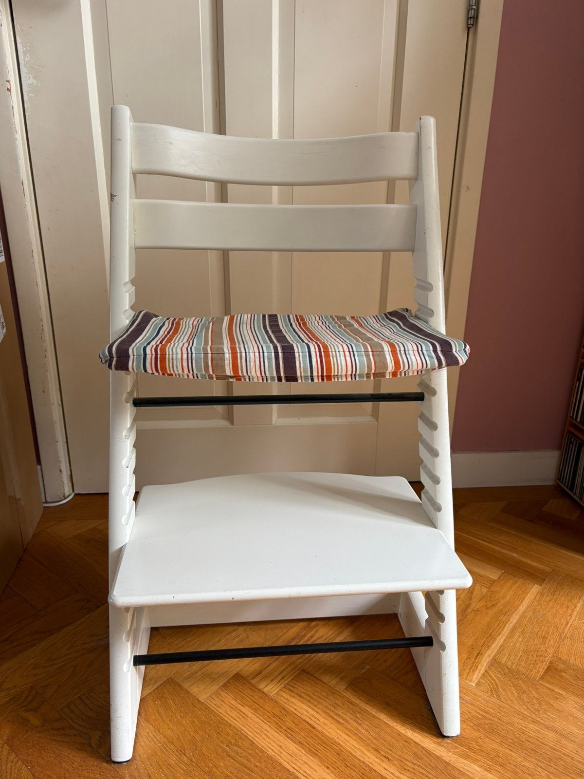 Witte Stokke Tripp Trapp (Nieuw Model) incl. Babyset, Kinderen en Baby's, Ophalen of Verzenden, Gebruikt, Meegroeistoel