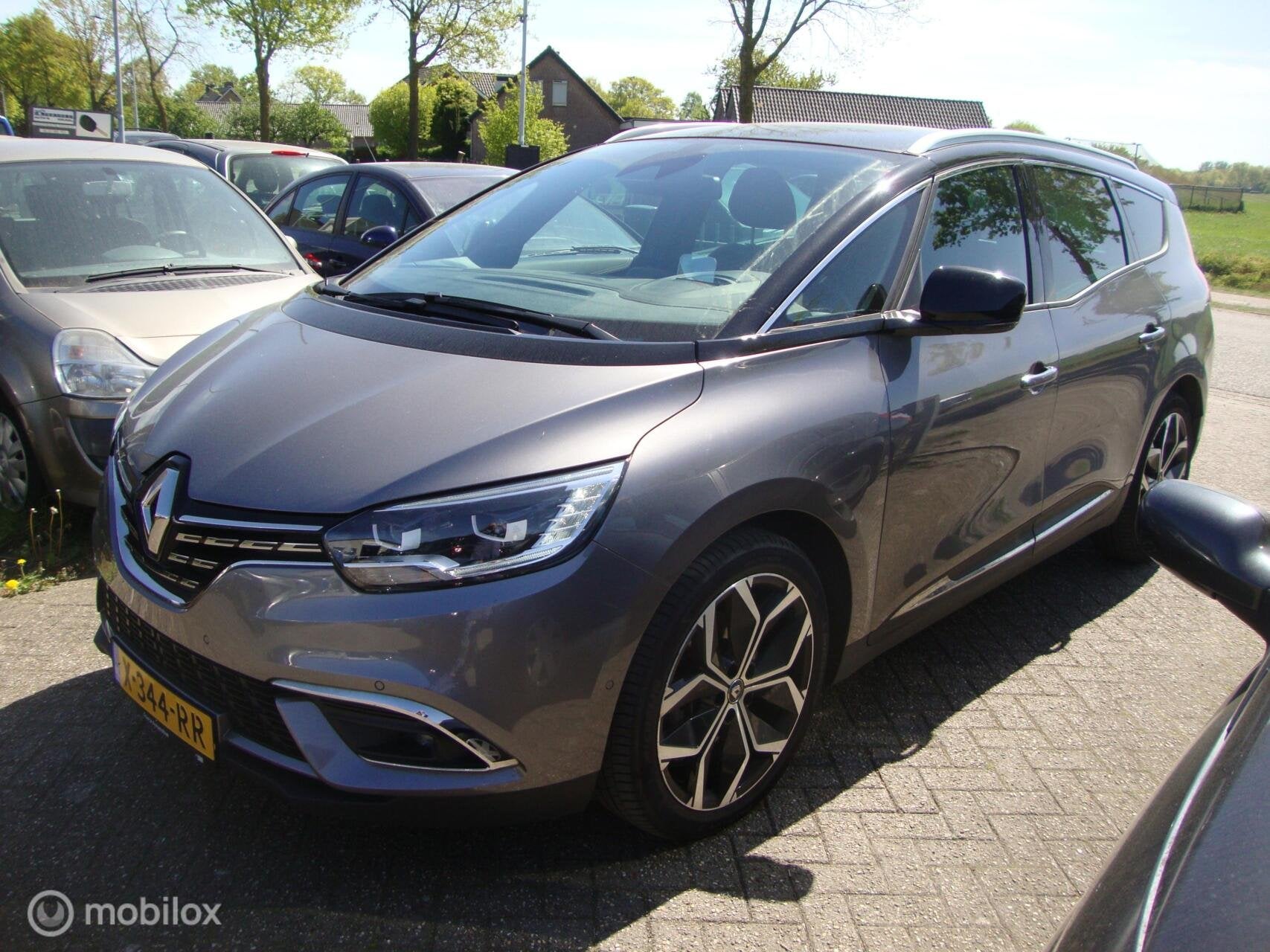 Renault Grand Scenic 1.3 TCe Techno 7p., 15 km/l, Euro 6, 4 cilinders, 1333 cc