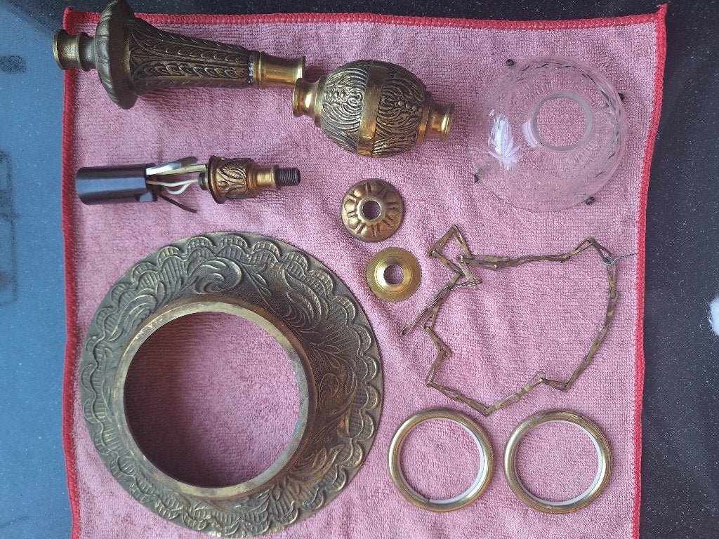 Onderdelen lamp koper / messing, Ophalen