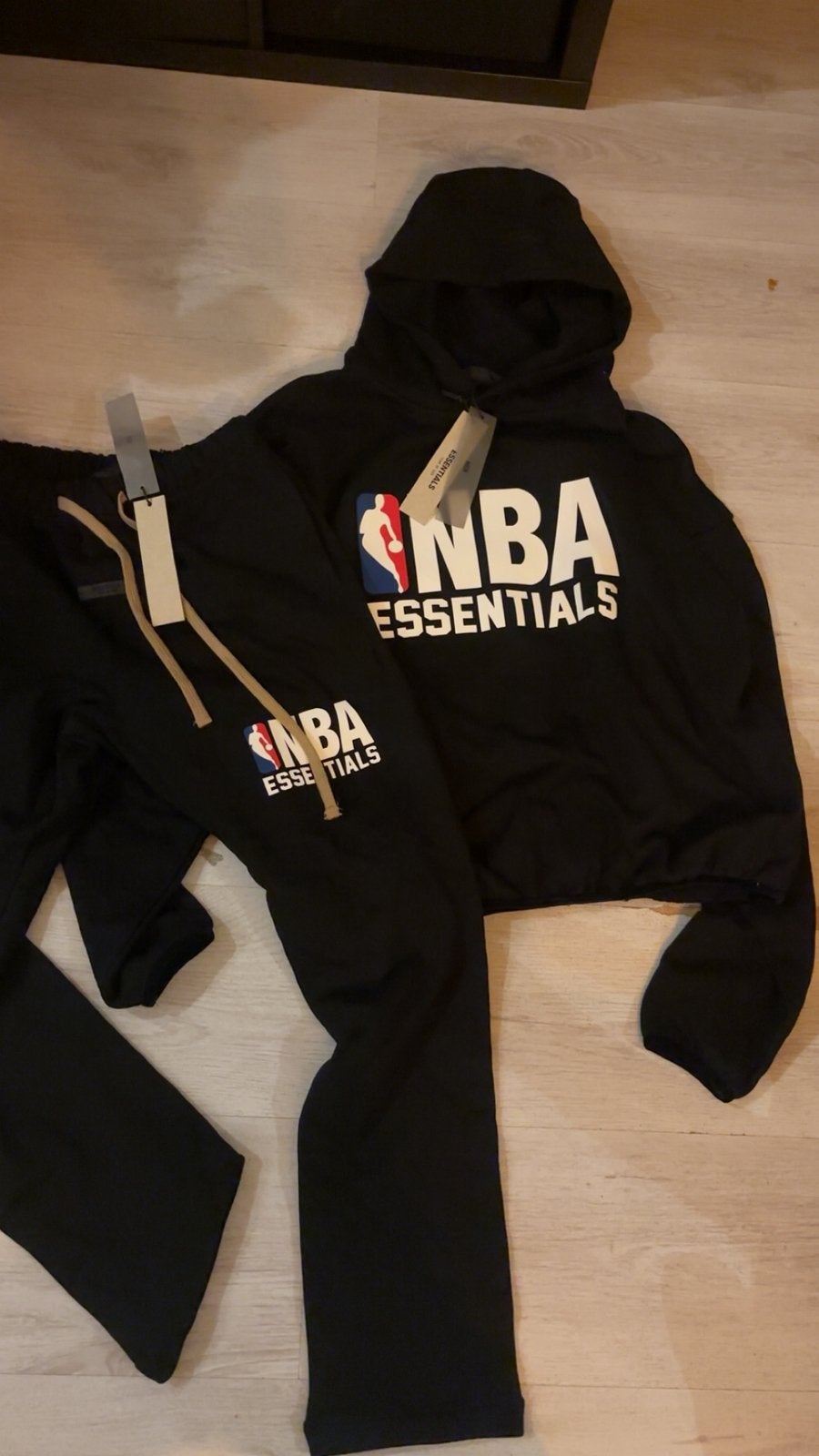 NBA essentials, Kleding | Heren, Heren-kledingpakketten, Zo goed als nieuw, Maat 46 (S) of kleiner, Verzenden