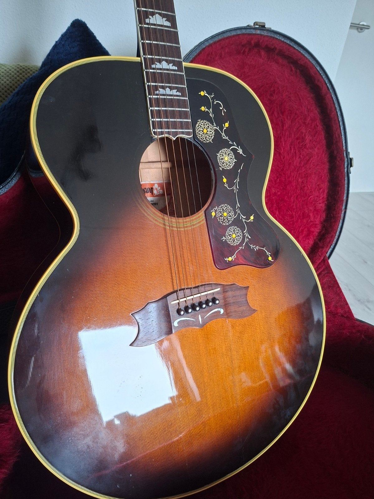 Gibson j200 uit 1981, Muziek en Instrumenten, Snaarinstrumenten | Gitaren | Akoestisch, Ophalen, Gebruikt, Western- of Steelstringgitaar