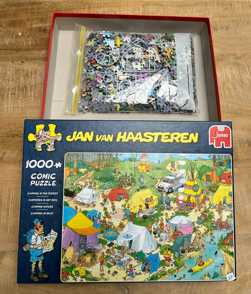 Puzzel jan van haasteren kamperen in het bos 1000 stuks, Ophalen of Verzenden, 500 t/m 1500 stukjes, Zo goed als nieuw