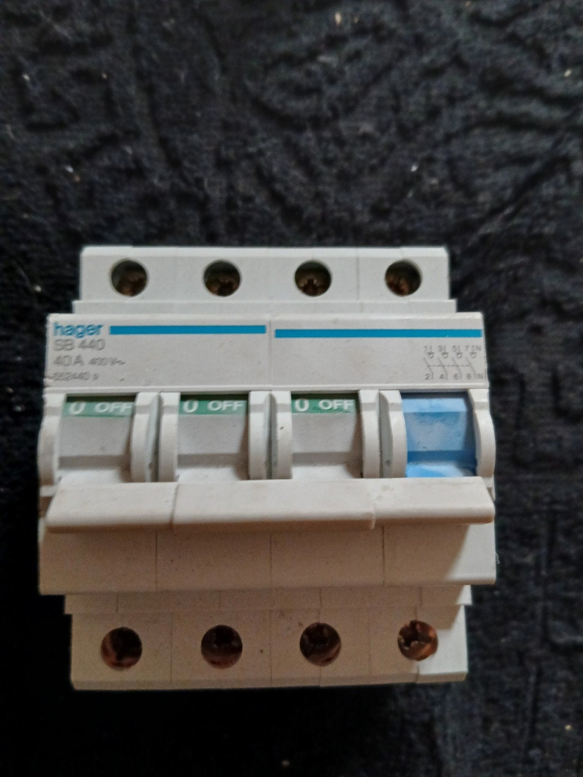 Hager SB 440 40A 400V Aardlekschakelaar, Ophalen
