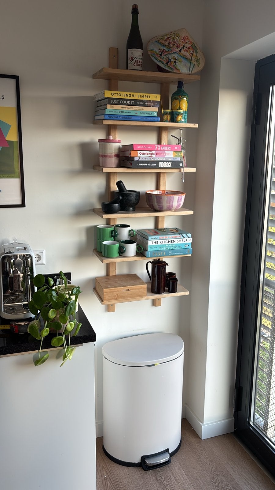 Houten wandrek, Ophalen