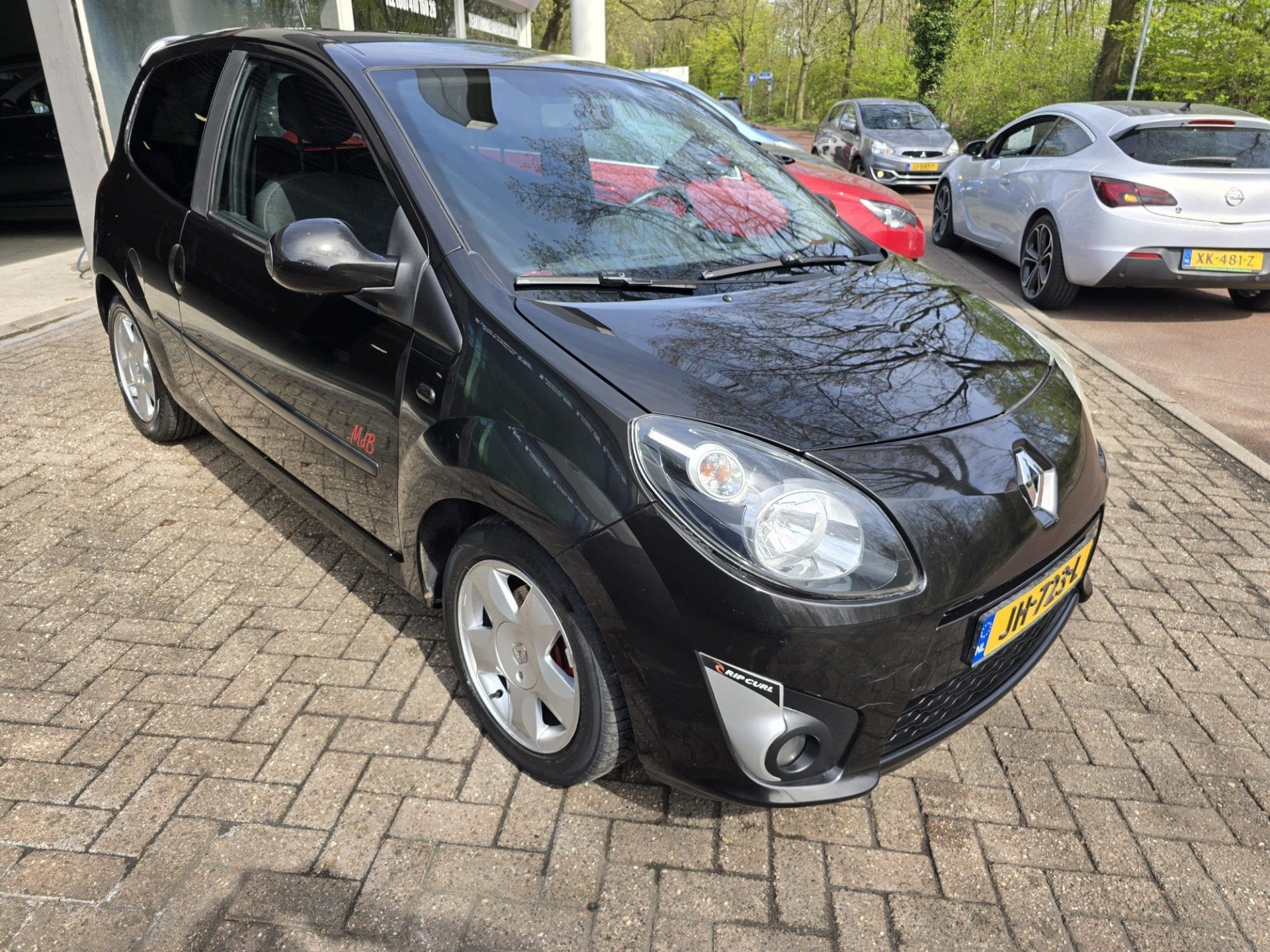 Renault Twingo 1.2-16V Initiale INRUILKOOPJE | AIRCO | ELEC, Auto's, Renault, Voorwielaandrijving, Gebruikt, 31 €/maand, 4 cilinders