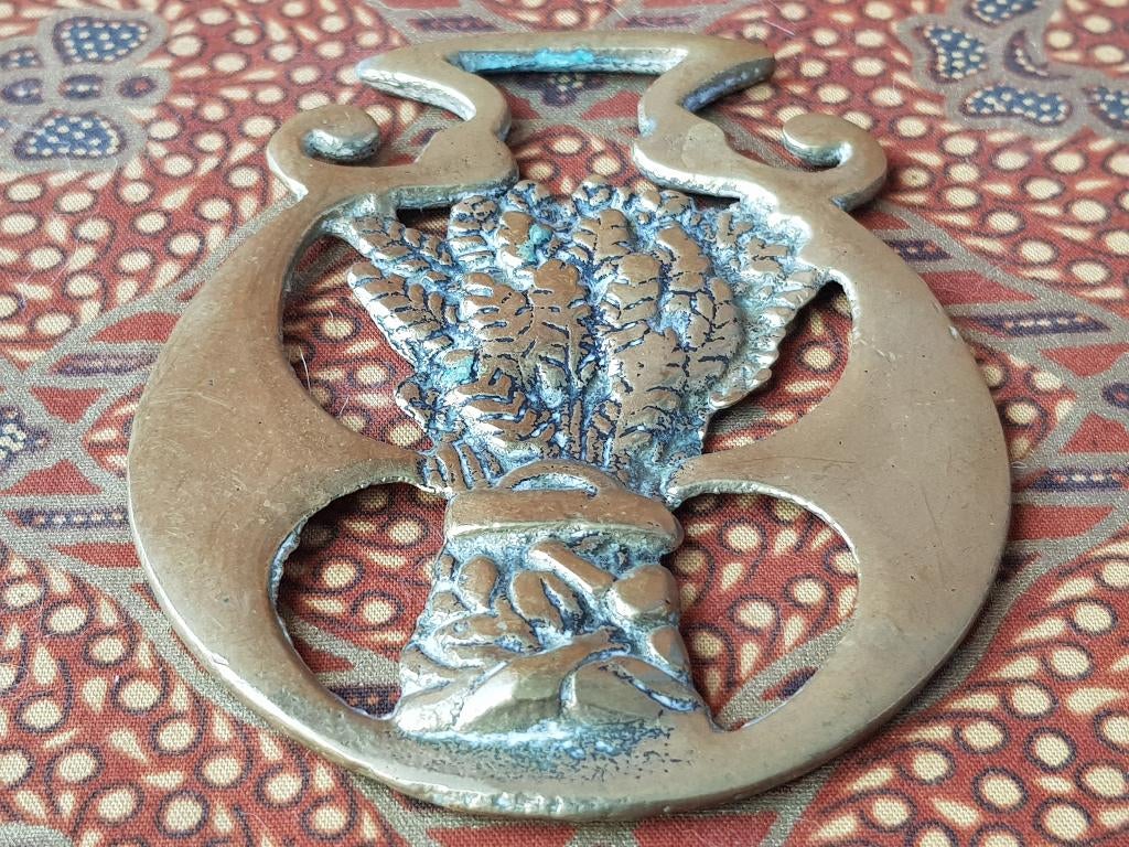 Antiek kleppermannetje uit Engeland met korenschoof 9,4 cm., Ophalen of Verzenden, Koper