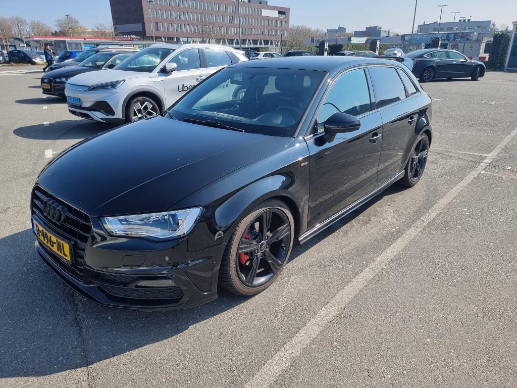 Audi A3 1.4 Tfsi 110KW Sportback 2014 Zwart, Auto's, Zwart, Leder en Stof, Zwart, 1395 cc