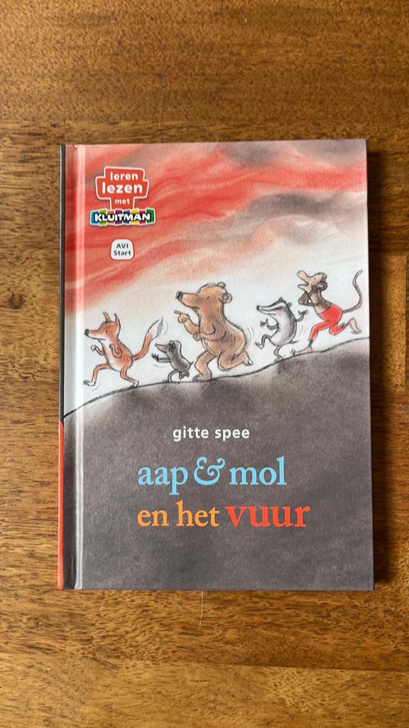 Gitte Spee - aap & mol en het vuur, Gitte Spee, Fictie algemeen, Ophalen of Verzenden, Zo goed als nieuw