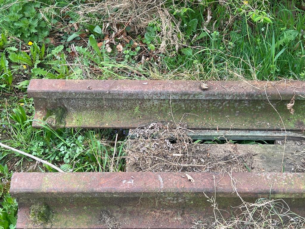 Oude roestige treinrails - Decoratie of project, Ophalen, Gebruikt, Trein, Overige typen