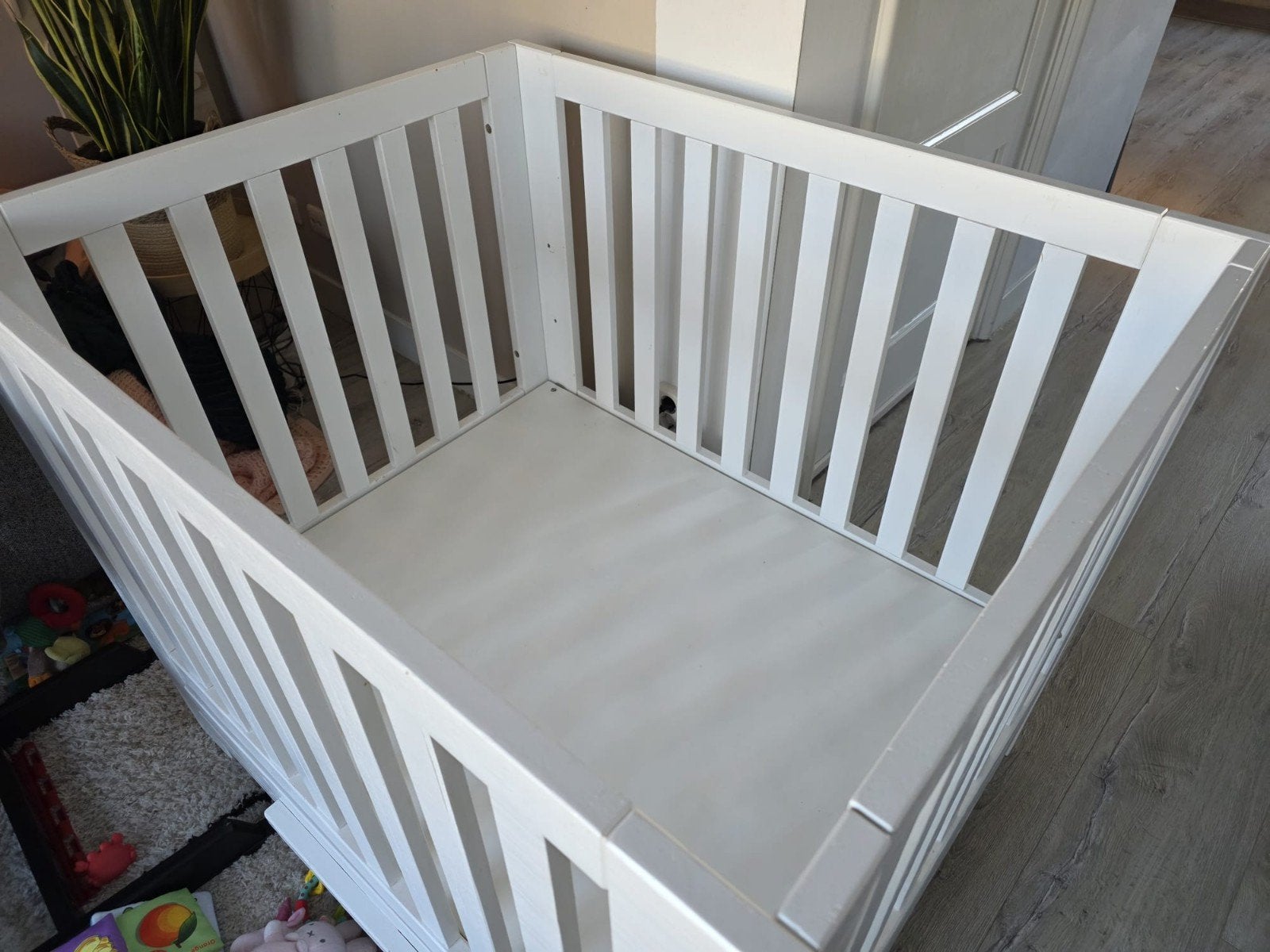 Witte houten box met lade, Ophalen, Gebruikt, In hoogte verstelbaar