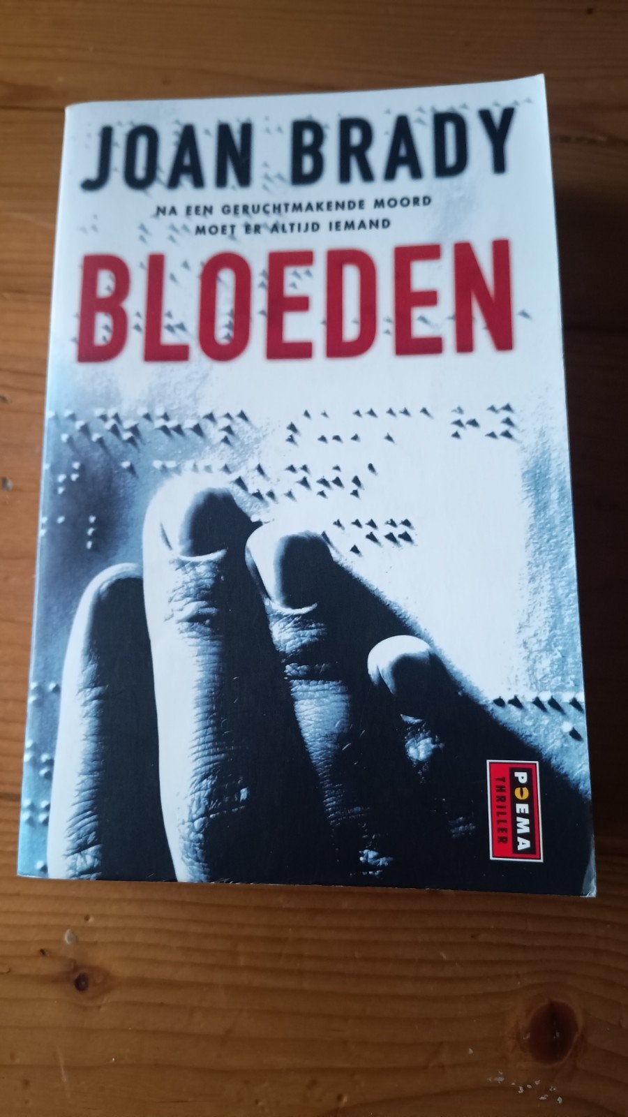 Joan brady bloeden, Ophalen of Verzenden, Zo goed als nieuw
