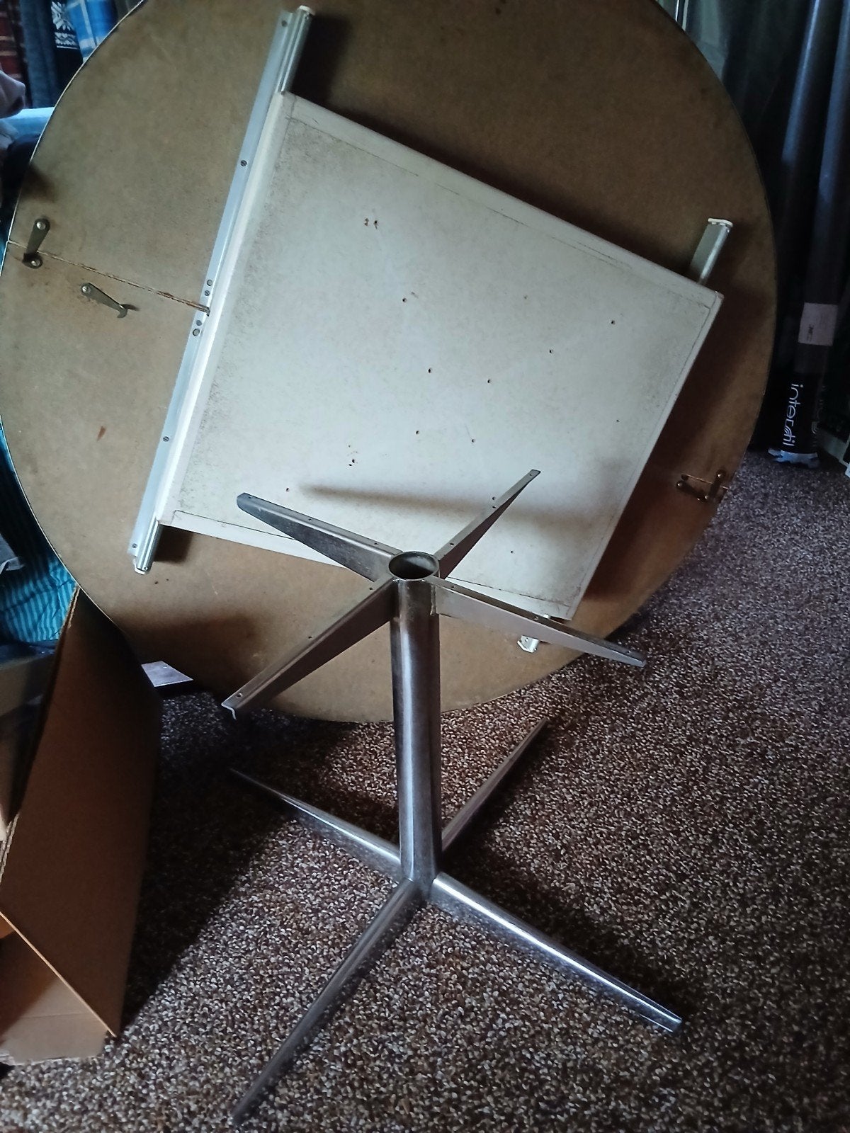 Pastoe eettafel uitschuifbaar vintage, Gebruikt, Rond, Ophalen of Verzenden, 100 tot 150 cm