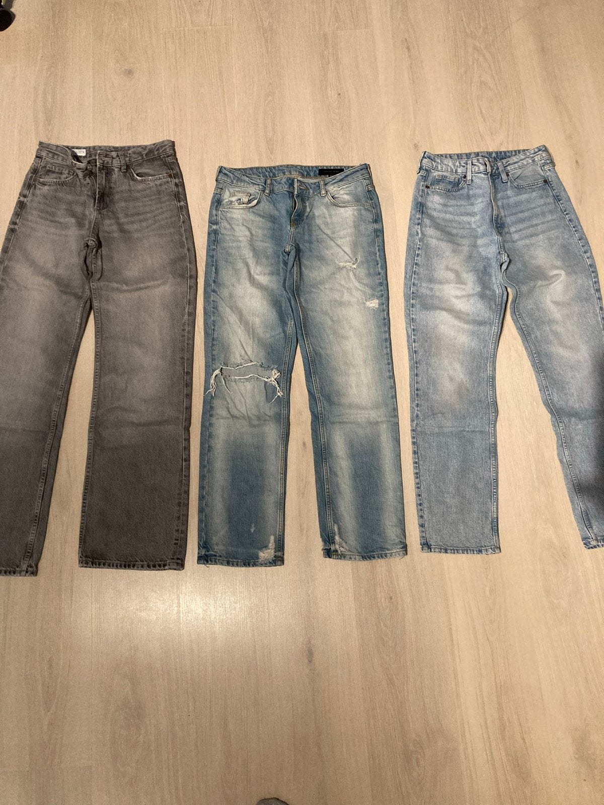 3 spijkerbroeken: Zara, Bershka, H&M - Maat W28/W29, Ophalen of Verzenden, Gedragen, Grijs, W28 - W29 (confectie 36)