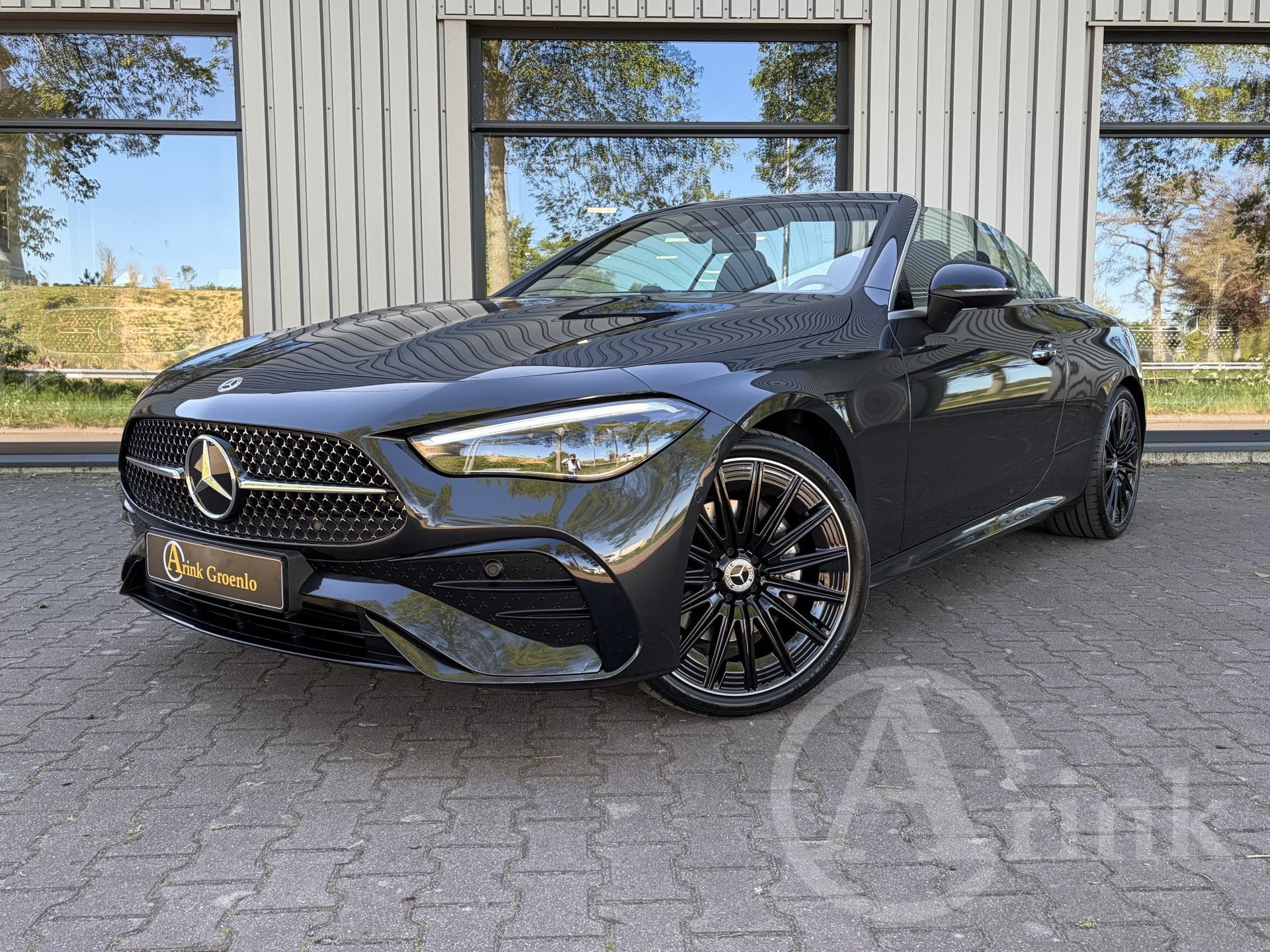 Mercedes-Benz CLE Cabriolet 180 AMG Line Memorypakket, Winte, Automaat, Gebruikt, Zwart, 4 cilinders
