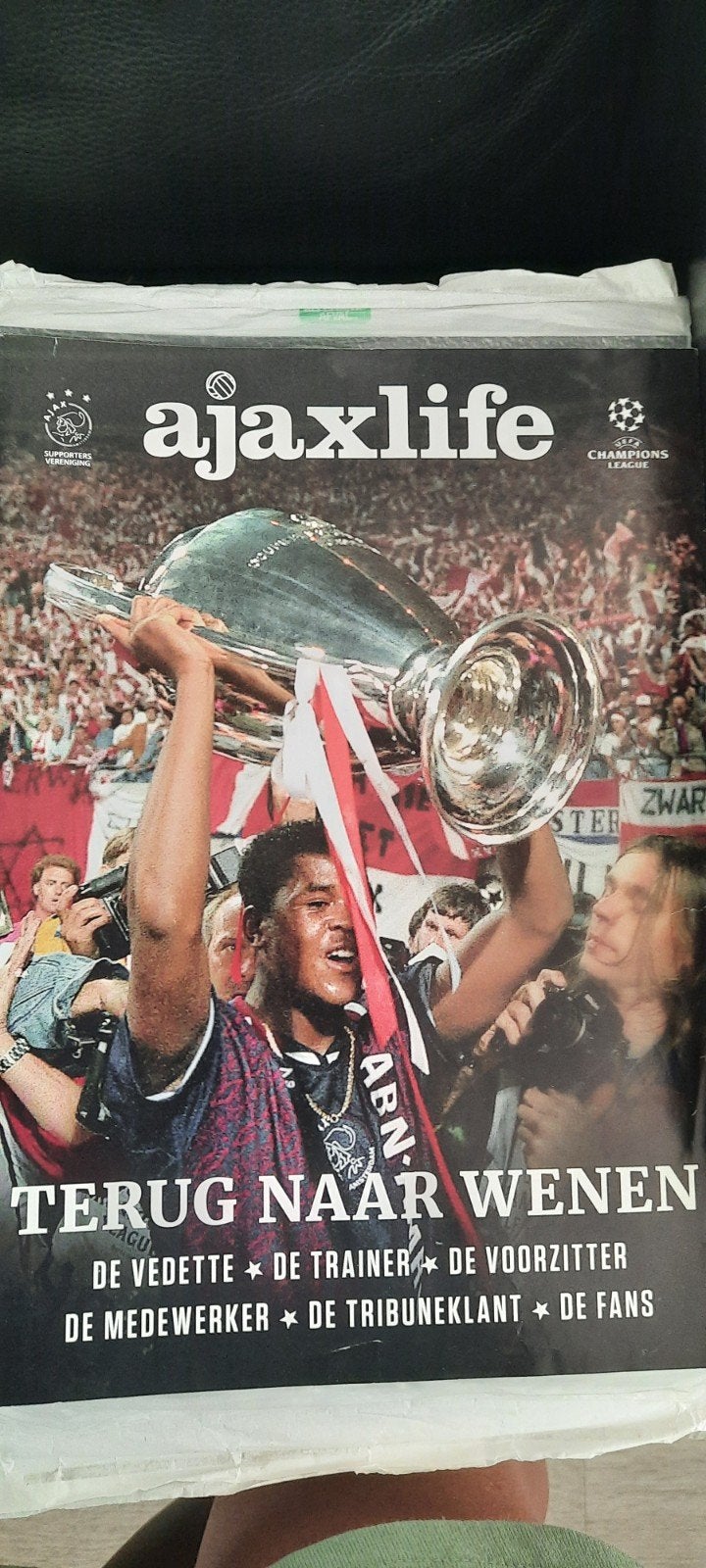 Ajax Life Magazine - 32x nieuw geseald + 1x uit verpakking, Ophalen of Verzenden, Nieuw, Sport en Vrije tijd