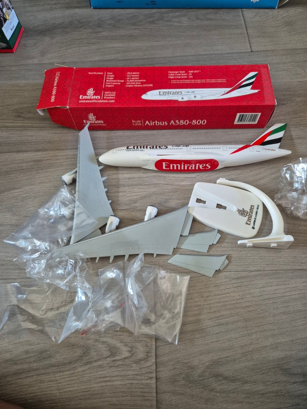 Emiraten Airbus A380 A6-EEA, Ophalen of Verzenden, 1:72 tot 1:144, Overige merken