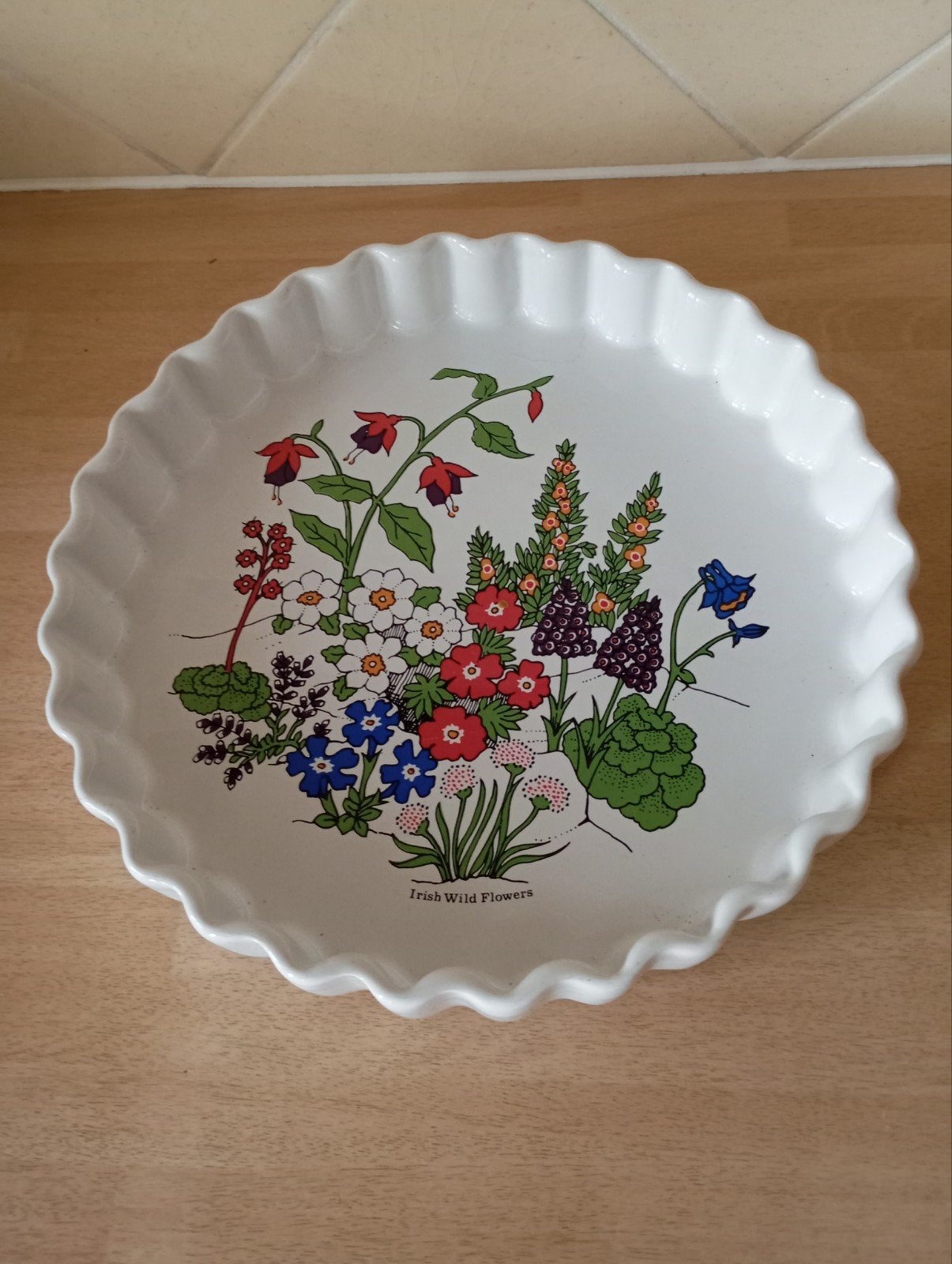 quichevorm Irish Wild Flowers, Ophalen of Verzenden, Zo goed als nieuw, Overige stijlen, Schaal of Schalen