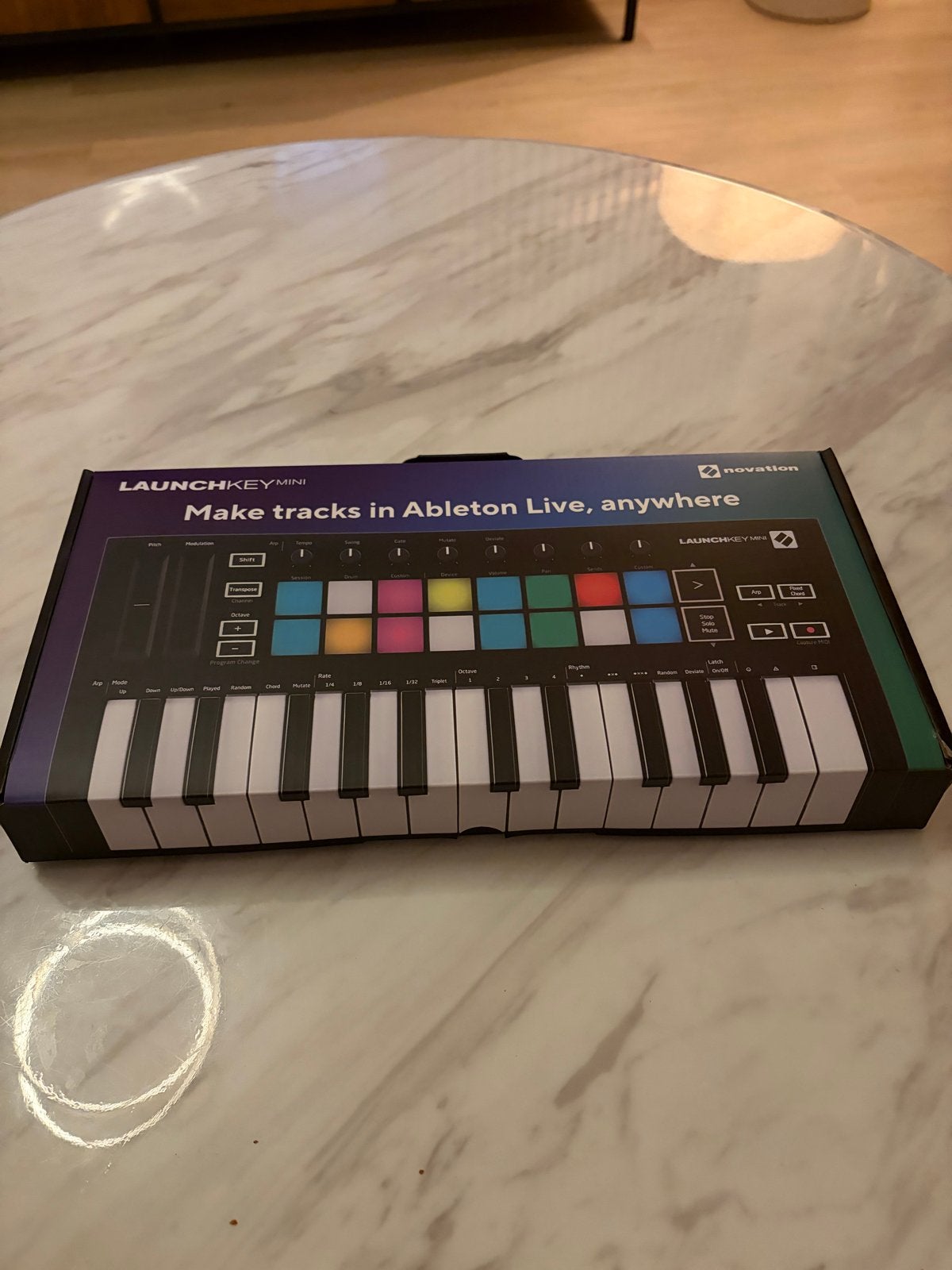 Novation Launchkey Mini MK4 MIDI Keyboard - Nieuw, Overige merken, Nieuw, Aanslaggevoelig, Overige aantallen