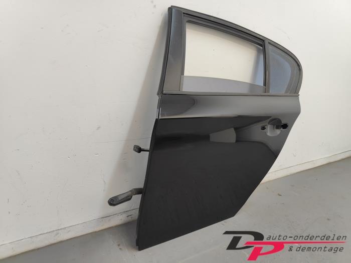 Portier 4Deurs links-achter van een BMW 1-Serie (668), Gebruikt, -, Deur, -