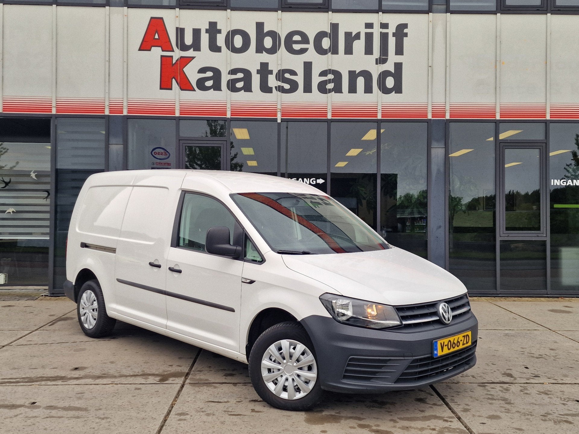 Volkswagen Caddy 2.0 TDI L2H1 BMT Maxi Trendline - EX BTW -, Gebruikt, 4 cilinders, 1462 kg, Volkswagen