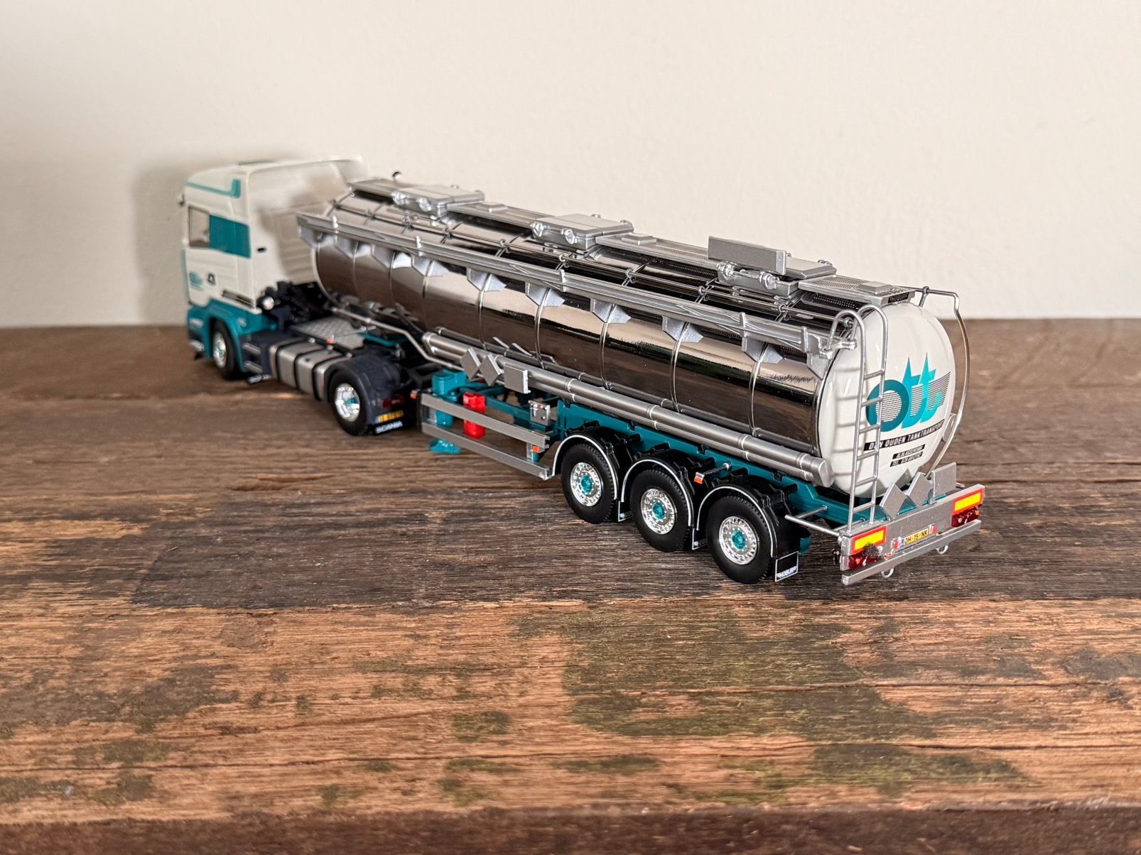 Tekno - Scania Highline Den Ouden tank transport, Ophalen of Verzenden, Zo goed als nieuw, Bus of Vrachtwagen, Tekno