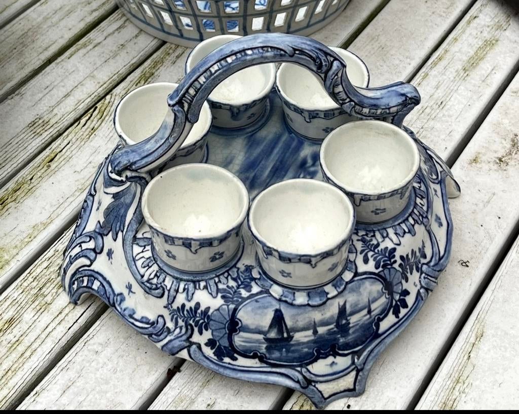 Antieke Royal Bonn Delft eierschaal / eiermand met handvat, Ophalen