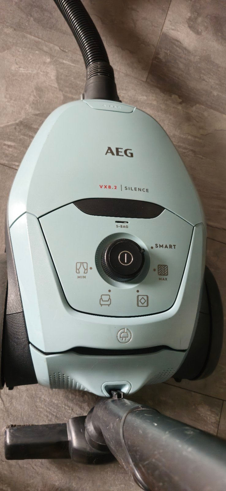 AEG VX8.2 Sledestofzuiger, Gebruikt, AEG, Ophalen, Stofzak