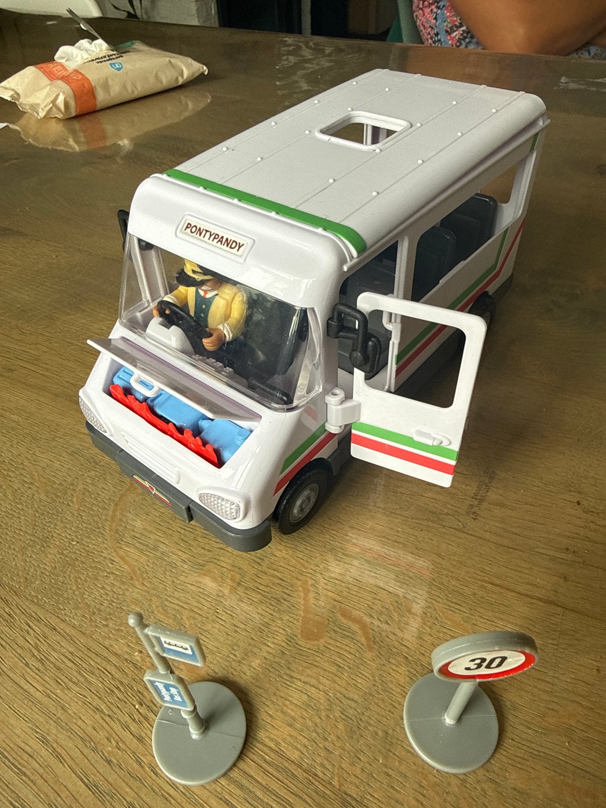 Brandweerman Sam Pontypandy Bus met Figuur en Accessoires, Ophalen, Gebruikt