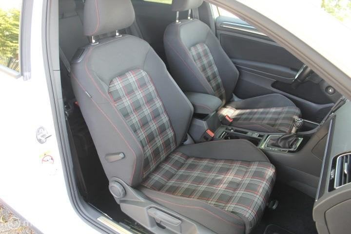 Foto 30 van Golf 2.0 TSI GTI | 320 pk! | Zeer netjes incl. Onderhoud!