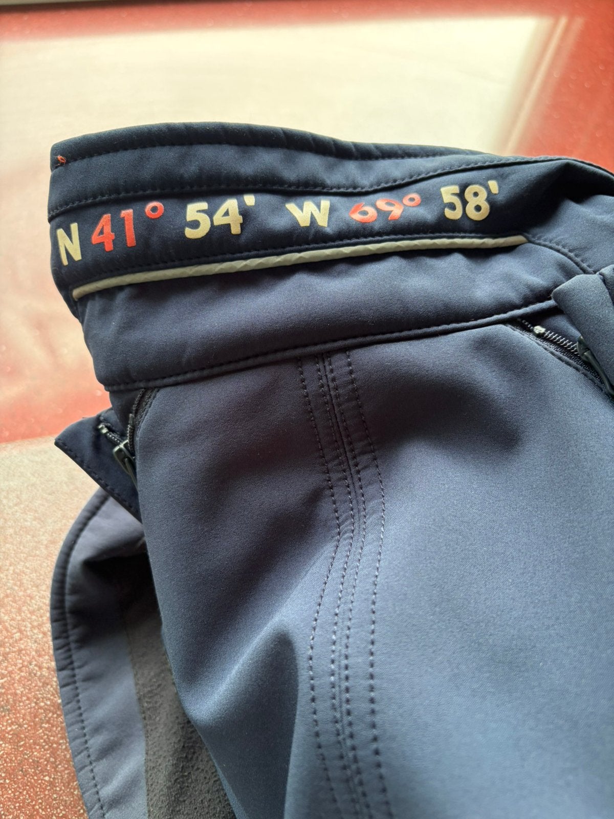 Wandeljas, Sport en Fitness, Bergsport en Wandelen, Ophalen, Zo goed als nieuw, Kleding