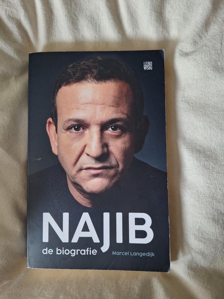 Najib: De biografie - Marcel Langendijk, Ophalen of Verzenden, Zo goed als nieuw, Marcel Langendijk, Film, Tv en Media