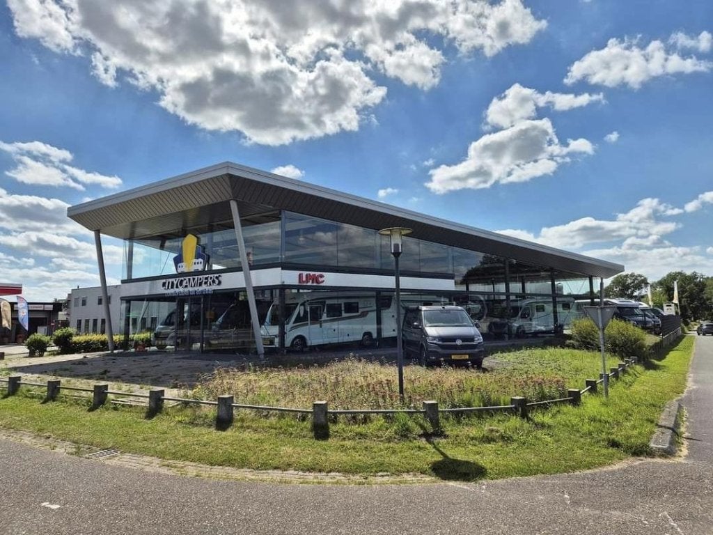 Caravans And Camping Lmc