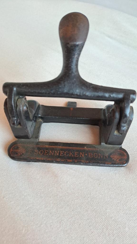 Antieke Soennecken Bonn perforator, Ophalen of Verzenden