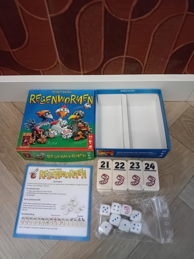 Regenwormen nieuw! Meer spelletjes te koop., Vijf spelers of meer, Ophalen of Verzenden, Nieuw, 999 Games bv